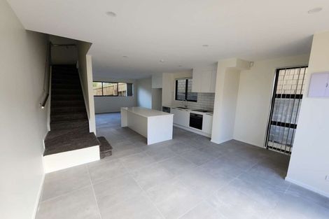 Photo of property in 45b Greenvalley Rise, Glenfield, Auckland, 0629
