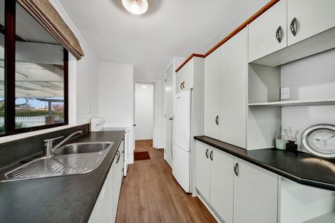 Photo of property in 13 Manuka Place, Hawera, 4610