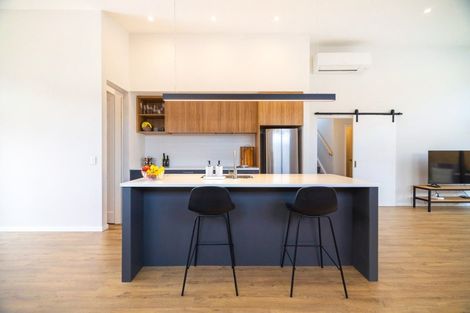 Photo of property in 4 Shallow Close, Jacks Point, 9371