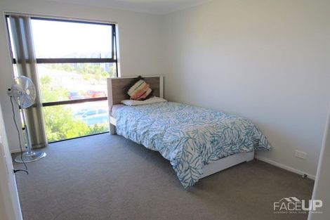 Photo of property in 32 Sidney Wallingford Way, Hobsonville, Auckland, 0616