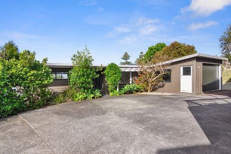 Photo of property in 7a Ellangowan Road, Waiake, Auckland, 0630