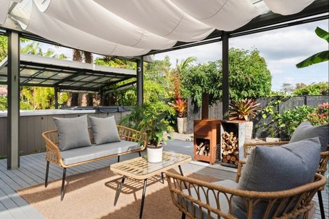 Photo of property in 13 Harbour View Road, Point Wells, Warkworth, 0986