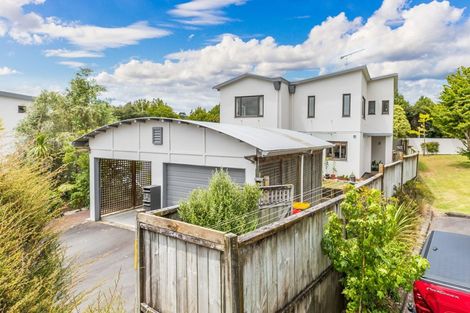 Photo of property in The Grange, 2/92 Bush Road, Albany, Auckland, 0632