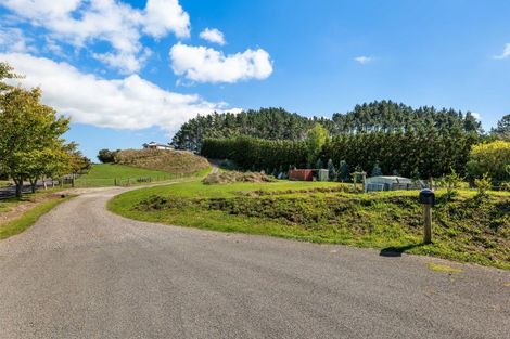 Photo of property in 1106 Egmont Road, Egmont Village, New Plymouth, 4372