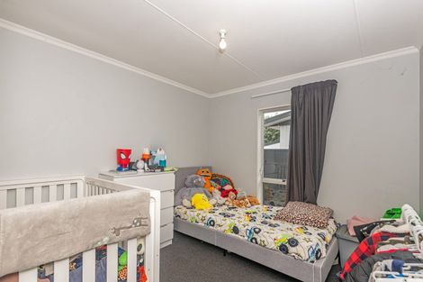 Photo of property in 5 Kaimanawa Street, Kelvin Grove, Palmerston North, 4414