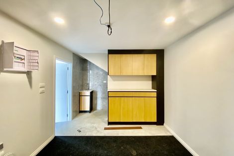 Photo of property in 1 Surrey Street, Manurewa, Auckland, 2102