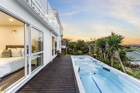 Photo of property in 1207 Whangaparaoa Road, Gulf Harbour, Whangaparaoa, 0930