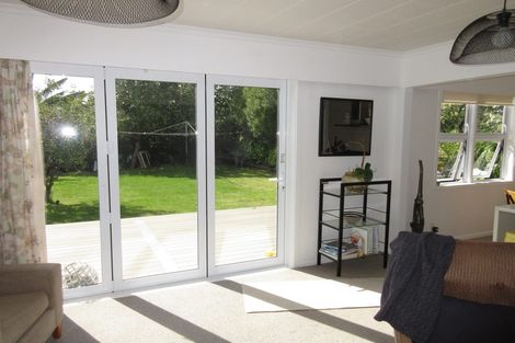 Photo of property in 63 Martin Road, Paraparaumu Beach, Paraparaumu, 5032