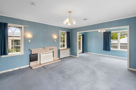 Photo of property in 1 Roscoe Street, Saint Martins, Christchurch, 8022