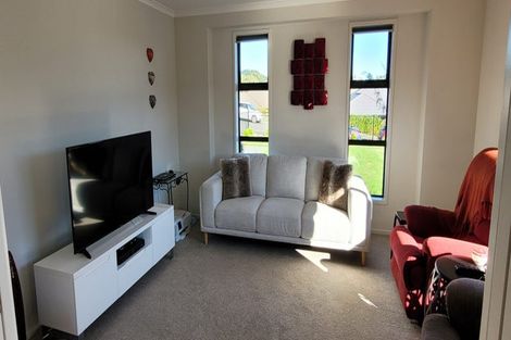 Photo of property in 49 Ainslee Street, Highlands Park, New Plymouth, 4312