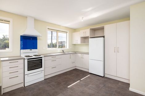 Photo of property in 24 Shortland Street, Wainoni, Christchurch, 8061