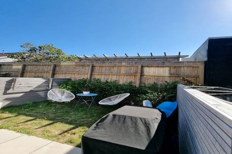 Photo of property in 20u9 Trent Street, Island Bay, Wellington, 6023