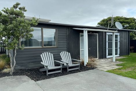 Photo of property in 26 Riverton Road, Mount Maunganui, 3116