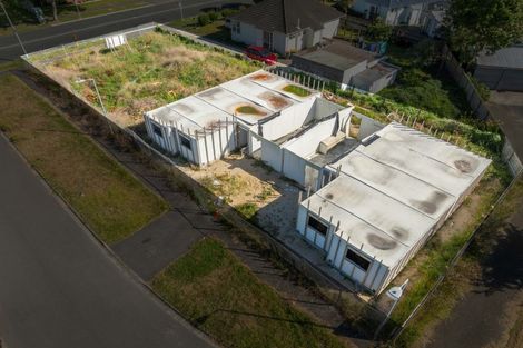 Photo of property in 114 Holland Road, Fairfield, Hamilton, 3214