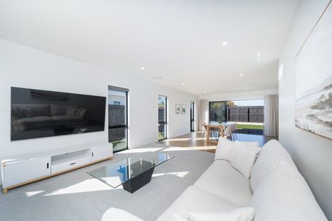Photo of property in 78 Freedom Drive, Kelvin Grove, Palmerston North, 4470
