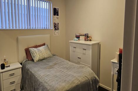 Photo of property in 714a Massey Road, Mangere, Auckland, 2022