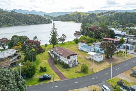 Photo of property in 117a Patuwai Drive, Whangamata, 3620