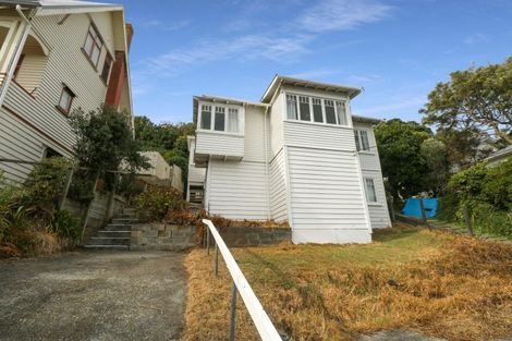 Photo of property in 37 Townsend Road, Miramar, Wellington, 6022
