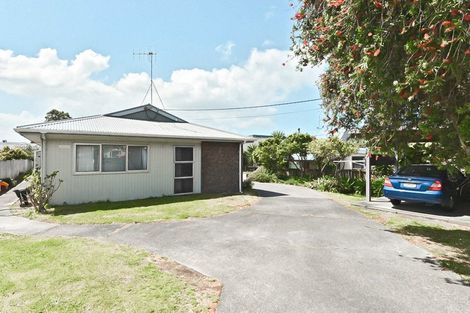 Photo of property in 27 Bream Bay Drive, Ruakaka, 0116