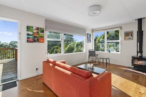 Photo of property in 17 Holt Avenue, Torbay, Auckland, 0630
