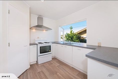 Photo of property in 3/28 Kelvin Road, Papakura, 2110