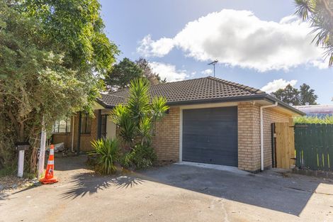 Photo of property in 2 Scotts Field Drive, Takanini, 2112