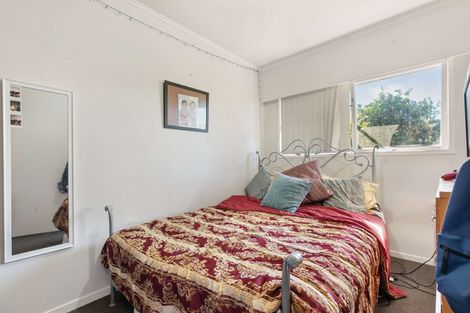 Photo of property in 2e Fraser Road, Papatoetoe, Auckland, 2025