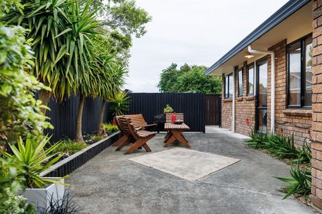 Photo of property in 7 Alpine Grove, Kelvin Grove, Palmerston North, 4414