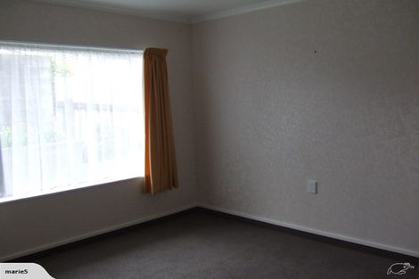 Photo of property in 2/2 Broadway, Waitara, 4320
