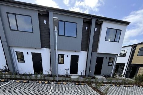 Photo of property in 29/241 Don Buck Road, Massey, Auckland, 0614