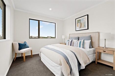 Photo of property in 76 Hayfield Way, Karaka, Papakura, 2113