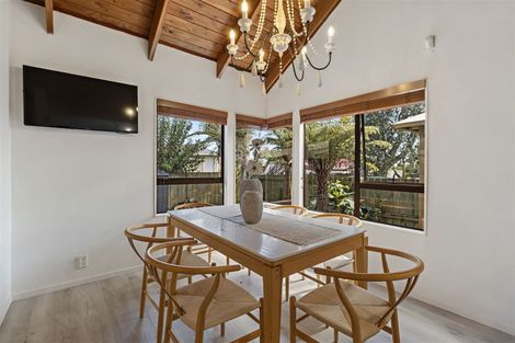 Photo of property in 2/8 Coates Road, Papatoetoe, Auckland, 2025