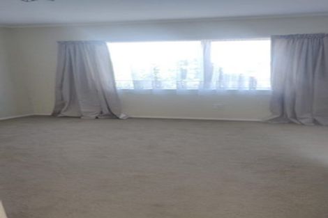 Photo of property in 2/65 Golf Road, New Lynn, Auckland, 0600