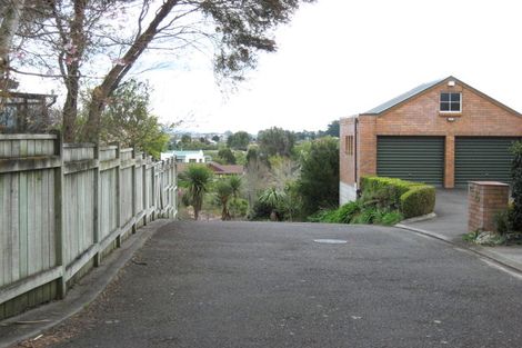 Photo of property in 16a Del Mar Place, Merrilands, New Plymouth, 4312