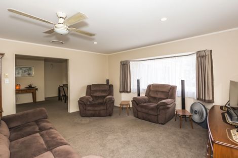 Photo of property in 168 Queen Street, Waiuku, 2123