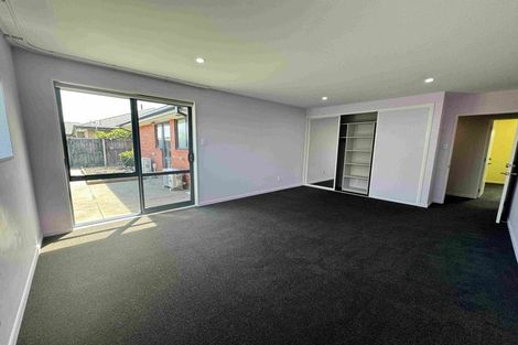 Photo of property in 34 Davaar Crescent, Broomfield, Christchurch, 8042