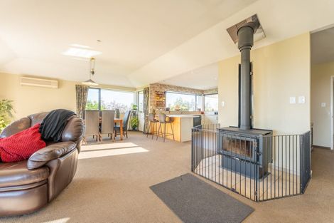 Photo of property in 108 Spur Road, Hadlow, Timaru, 7975
