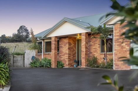 Photo of property in 8 Mynah Place, Welcome Bay, Tauranga, 3112