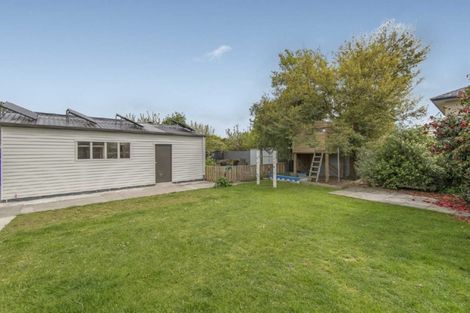 Photo of property in 16 Delph Street, Avonhead, Christchurch, 8042