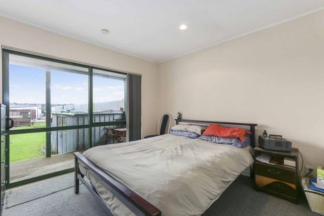 Photo of property in 256 Triangle Road, Massey, Auckland, 0614