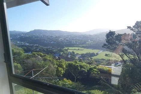 Photo of property in 24 Bedford Street, Northland, Wellington, 6012