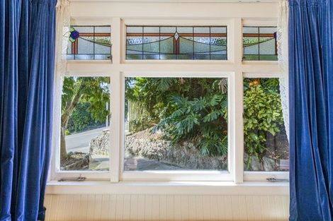 Photo of property in 33 Seapoint Road, Bluff Hill, Napier, 4110