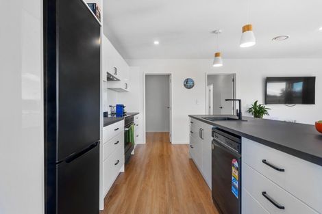 Photo of property in 86 Racecourse Road, Amberley, 7482