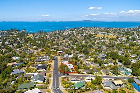 Photo of property in 86 Glamorgan Drive, Torbay, Auckland, 0630