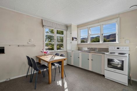 Photo of property in 64 Inniscort Street, Cromwell, 9310