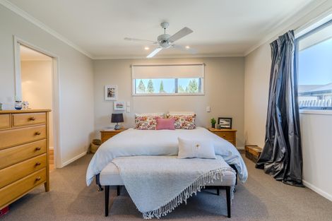 Photo of property in 27 Rhoboro Road, Twizel, 7901