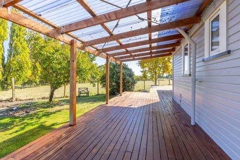 Photo of property in 472 Maharakeke Road, Waipukurau, 4281