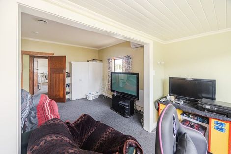 Photo of property in 15 Kelvin Street, South Hill, Oamaru, 9400