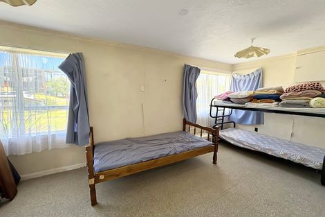 Photo of property in 33 Shortt Street, Foxton Beach, Foxton, 4815