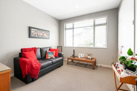Photo of property in 39 Grand Drive, Orewa, 0931
